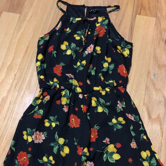 Floral spring romper AS U WISH size small 💐 - Picture 3 of 5